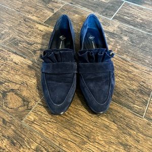 Antonio Melani Women’s Blue Velvet Shoes
